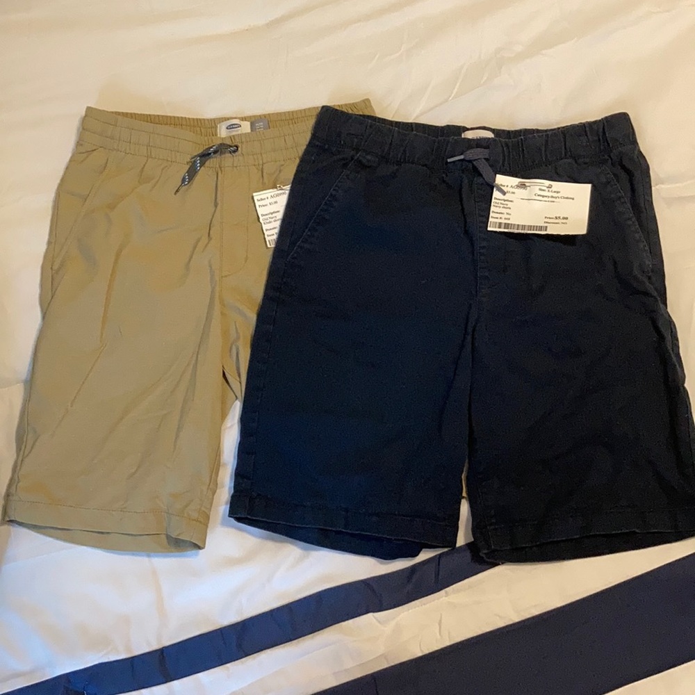 Old Navy pull-on shorts